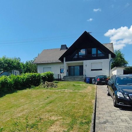 Ferienwohnung Jessica Mastershausen Bagian luar foto